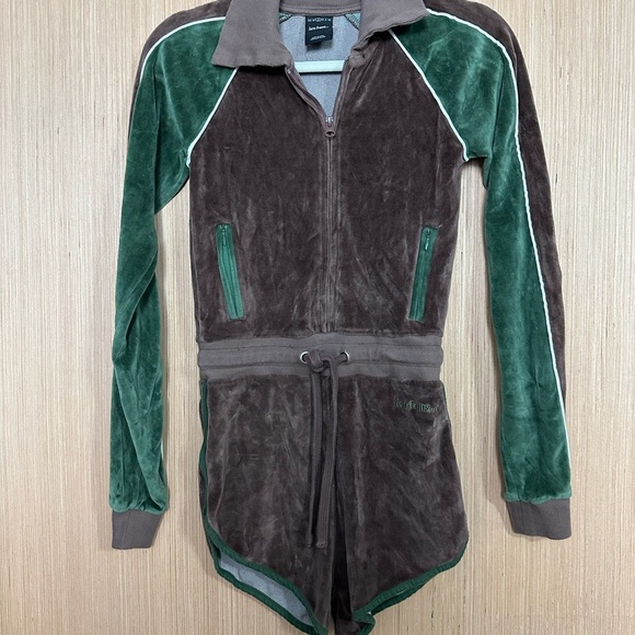 iets Fran’s Urban Outfitters Kristen Velour Romper, Size Small - Picture 2 of 8